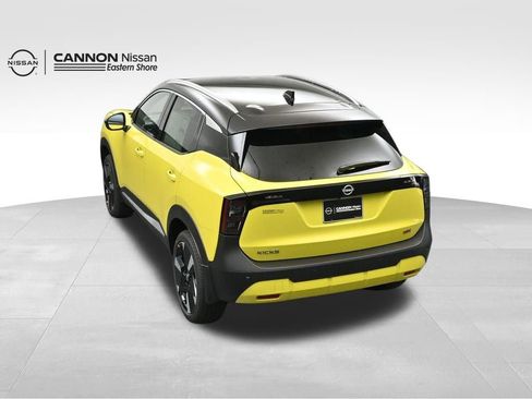 New 2026 Nissan Kicks SR FWD image 33