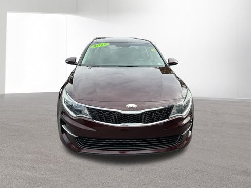 Used 2017 Kia Optima LX w/ Driver Convenience Package FWD image 8