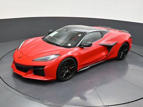 Used 2025 Chevrolet Corvette Z06 w/ Stealth Interior Trim Package image 14