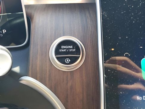 Certified 2025 Mercedes-Benz GLC 300 300 image 47