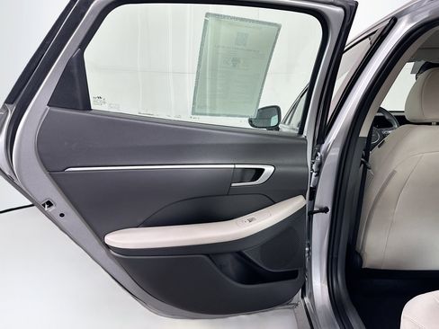 Used 2025 Hyundai Sonata SEL FWD image 26
