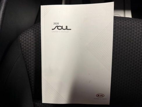 Used 2020 Kia Soul LX FWD image 38