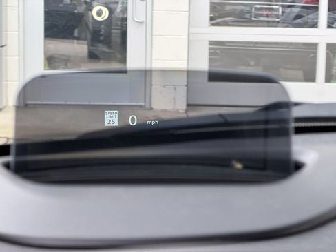 Certified 2023 MINI Cooper SE image 29