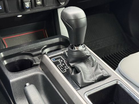 Used 2019 Toyota Tacoma SR5 image 13