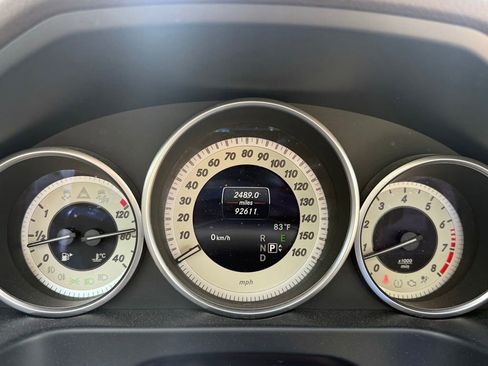Used 2016 Mercedes-Benz E 350 Sedan image 24