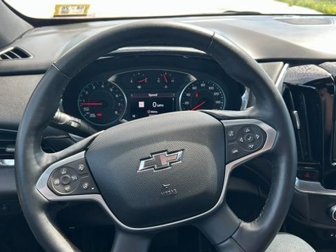 Certified 2023 Chevrolet Traverse RS image 19