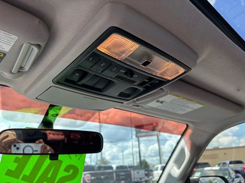 Used 2012 Toyota 4Runner Limited image 23