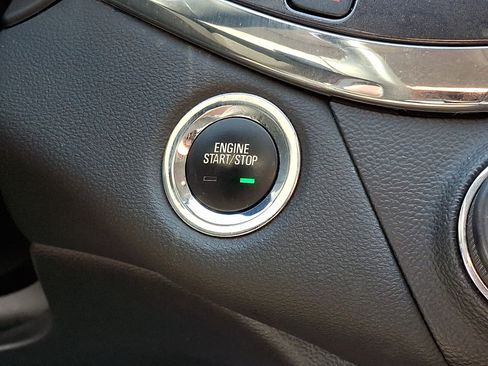 Used 2018 Chevrolet Impala Premier FWD image 24
