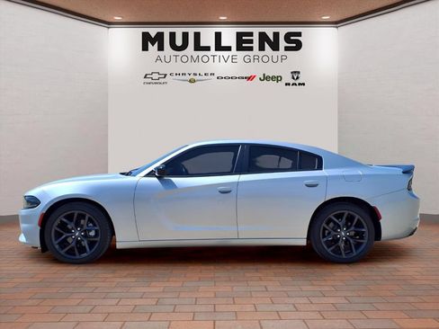 Used 2023 Dodge Charger SXT w/ Blacktop Package RWD image 8