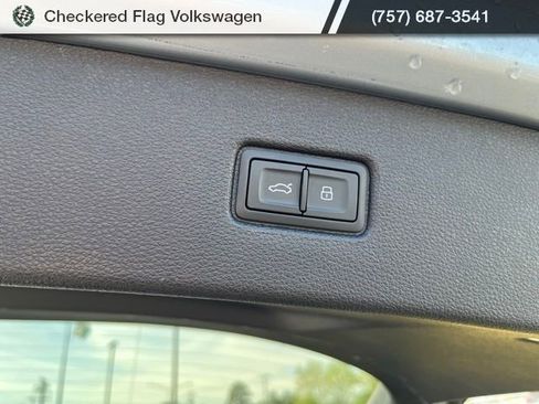 Used 2025 Audi Q7 3.0T Premium Plus image 31