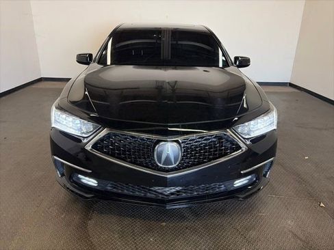 Used 2018 Acura RLX w/ Technology Package image 2