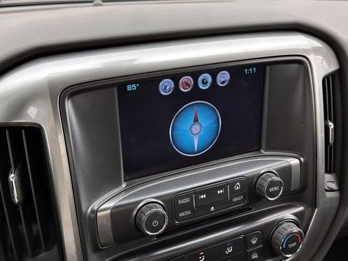 Used 2018 Chevrolet Silverado 1500 LT AWD/4WD image 26