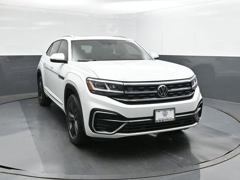 Used 2021 Volkswagen Atlas Cross Sport SE image 22