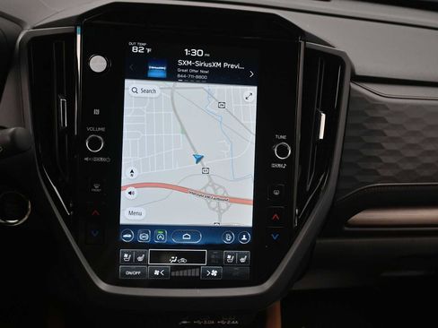 Used 2025 Subaru Forester Touring image 7