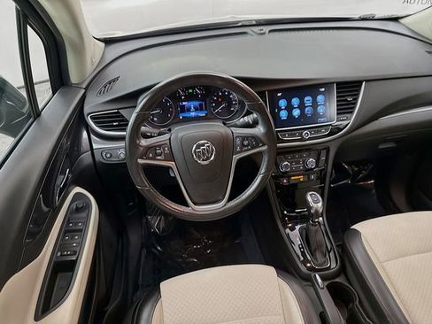 Used 2020 Buick Encore Preferred image 21