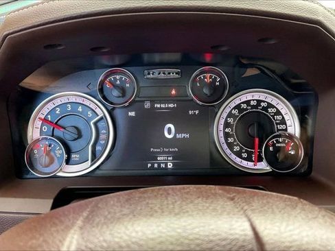 Used 2018 RAM 2500 Laramie w/ Convenience Group AWD/4WD image 22