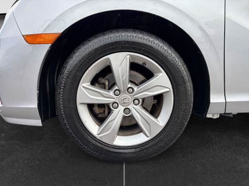 Used 2018 Honda Odyssey EX-L image 9