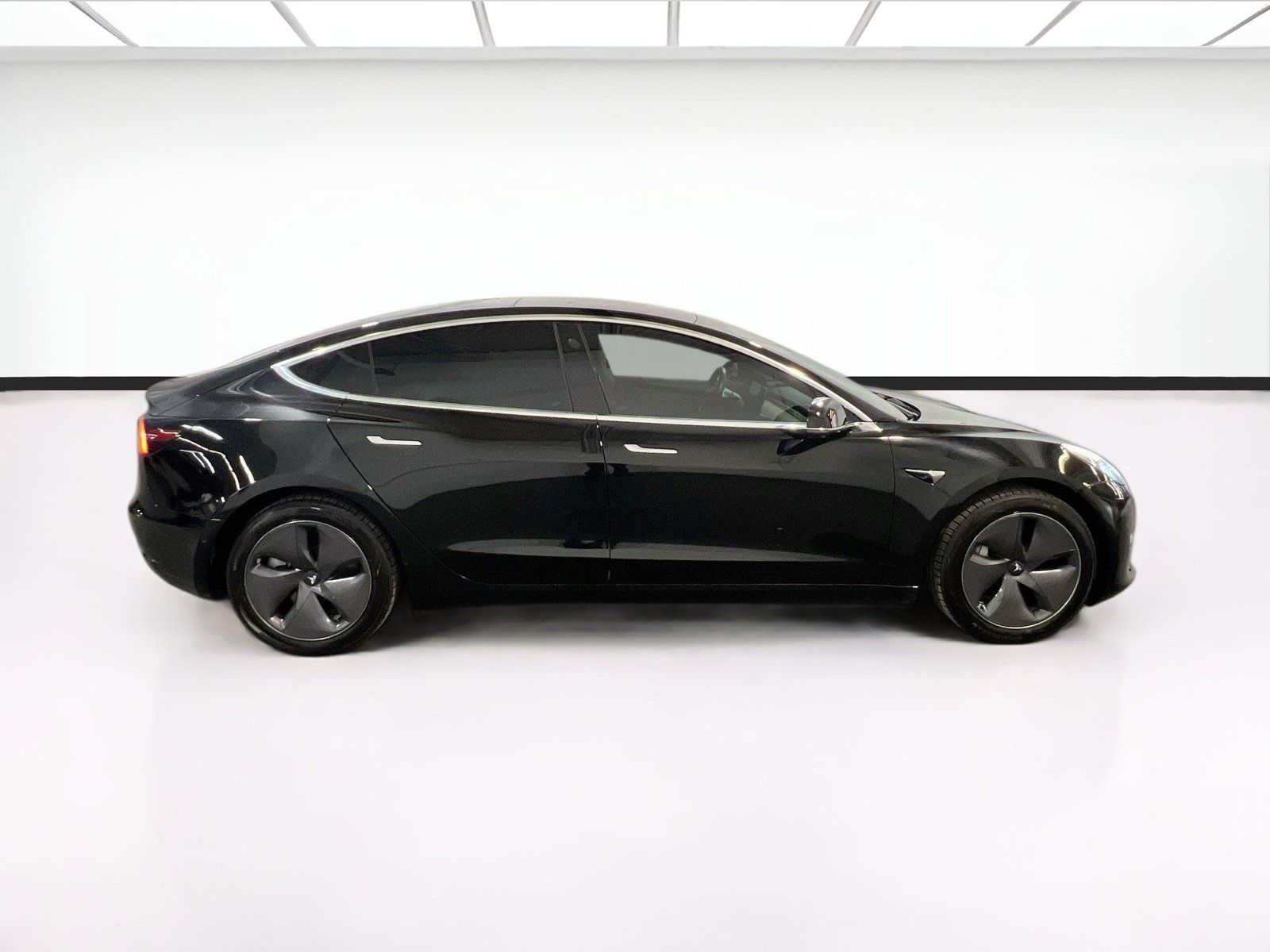 Used 2018 Tesla Model 3 RWD image 23