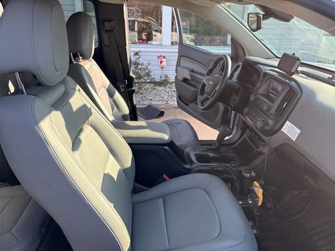 Used 2016 Chevrolet Colorado W/T w/ WT Convenience Package image 19