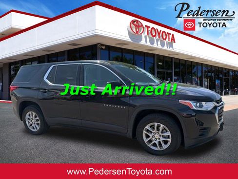 Used 2020 Chevrolet Traverse LS AWD/4WD image 1