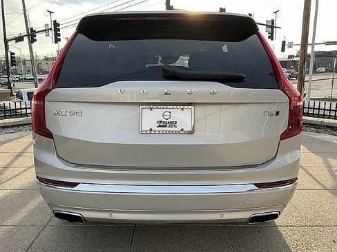 Used 2021 Volvo XC90 T6 Inscription image 9