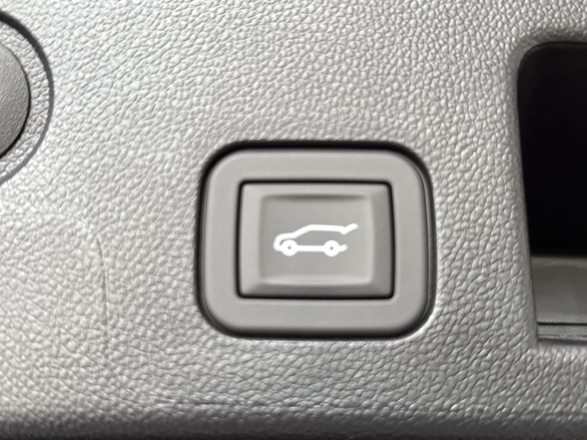 New 2026 GMC Terrain AT4 w/ Technology Package II AWD/4WD image 23