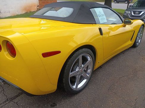 Used 2008 Chevrolet Corvette Convertible w/ Preferred Equipment Group RWD image 9