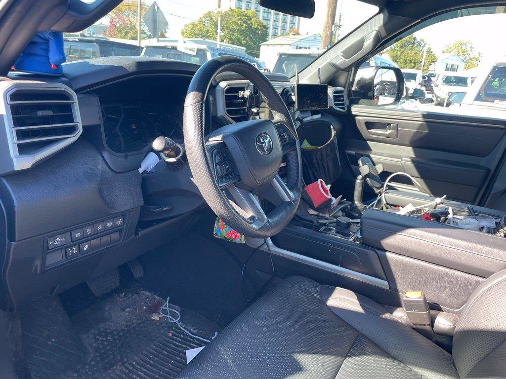 Used 2025 Toyota Tundra SR5 AWD/4WD image 4