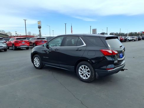 Used 2018 Chevrolet Equinox LT image 3