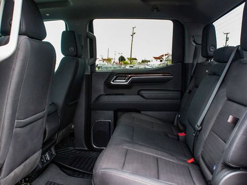 Used 2024 GMC Sierra 1500 Elevation image 33