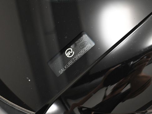 Used 2023 Land Rover Range Rover LWB SV Autobiography image 97