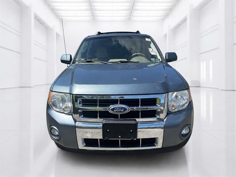 Used 2011 Ford Escape Limited w/ 302A Rapid Spec Order Code FWD image 5