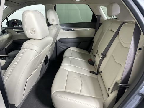 Certified 2021 Cadillac XT5 Premium Luxury AWD/4WD image 28