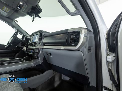 Used 2021 Ford F150 XLT w/ Trailer Tow Package AWD/4WD image 39