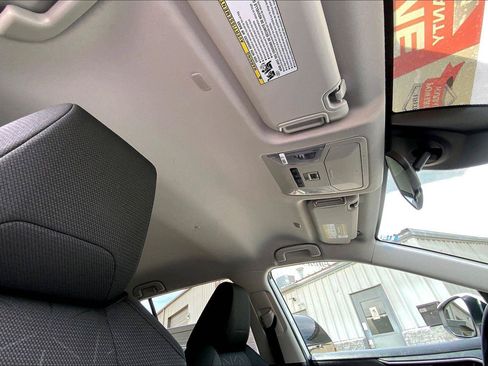 Used 2023 Toyota RAV4 XLE FWD image 22