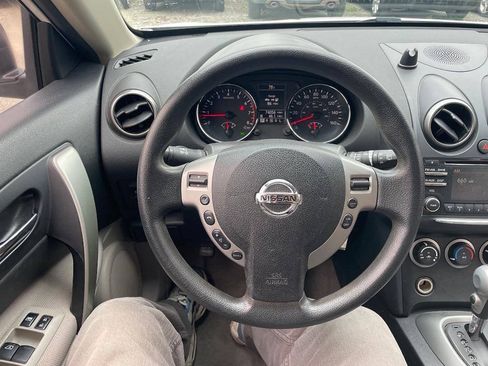 Used 2014 Nissan Rogue S w/ Convenience Package AWD/4WD image 17