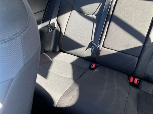 Used 2025 Toyota RAV4 XLE image 41