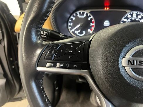 Used 2021 Nissan Sentra SV w/ SV Premium Package FWD image 25
