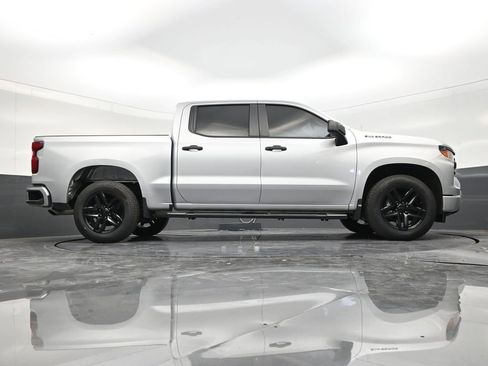 Used 2022 Chevrolet Silverado 1500 Custom RWD image 25