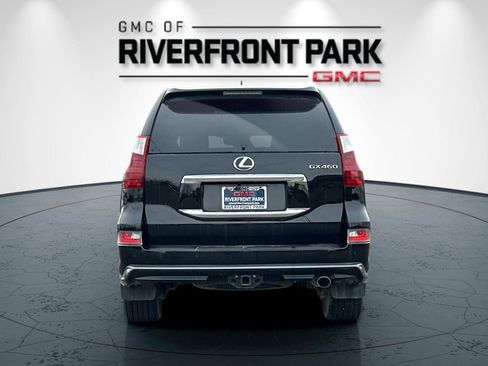 Used 2021 Lexus GX 460 Premium w/ Accessory Package AWD/4WD image 4