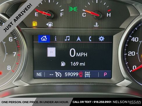Used 2023 GMC Acadia SLT AWD/4WD image 12