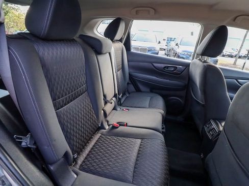 Used 2020 Nissan Rogue S image 49