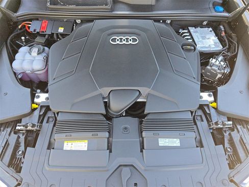 New 2026 Audi Q8 Premium image 31