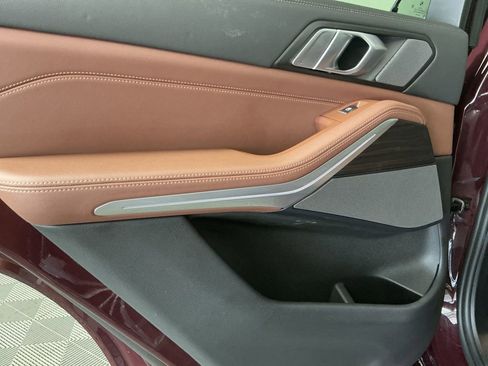 Certified 2024 BMW X5 xDrive40i w/ M Sport Package image 25