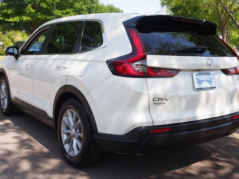 Used 2023 Honda CR-V EX-L image 5
