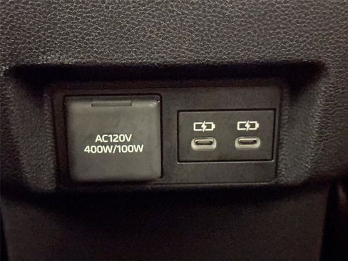 Used 2024 Toyota Tacoma TRD Off-Road w/ TRD Off Road Premium Package AWD/4WD image 36