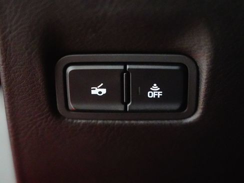 Used 2014 Chevrolet Corvette Stingray Coupe w/ 2LT Preferred Equipment Group RWD image 38