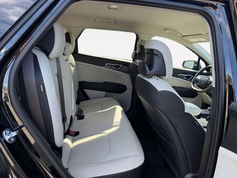 New 2026 Kia Sportage EX AWD/4WD image 18