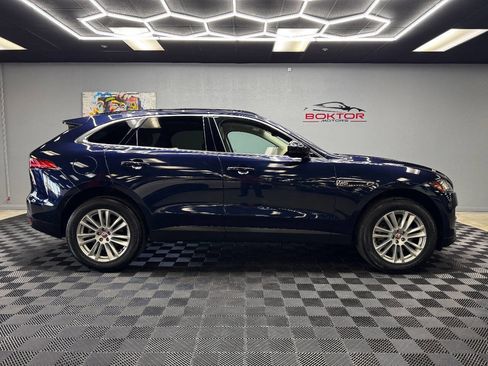 Used 2017 Jaguar F-PACE Prestige image 15