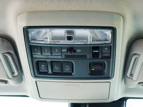 Certified 2022 Toyota 4Runner Limited AWD/4WD image 31